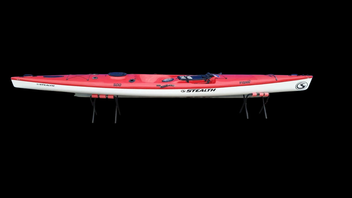 Fisha 500 red deck, white hull – side view, factory photo